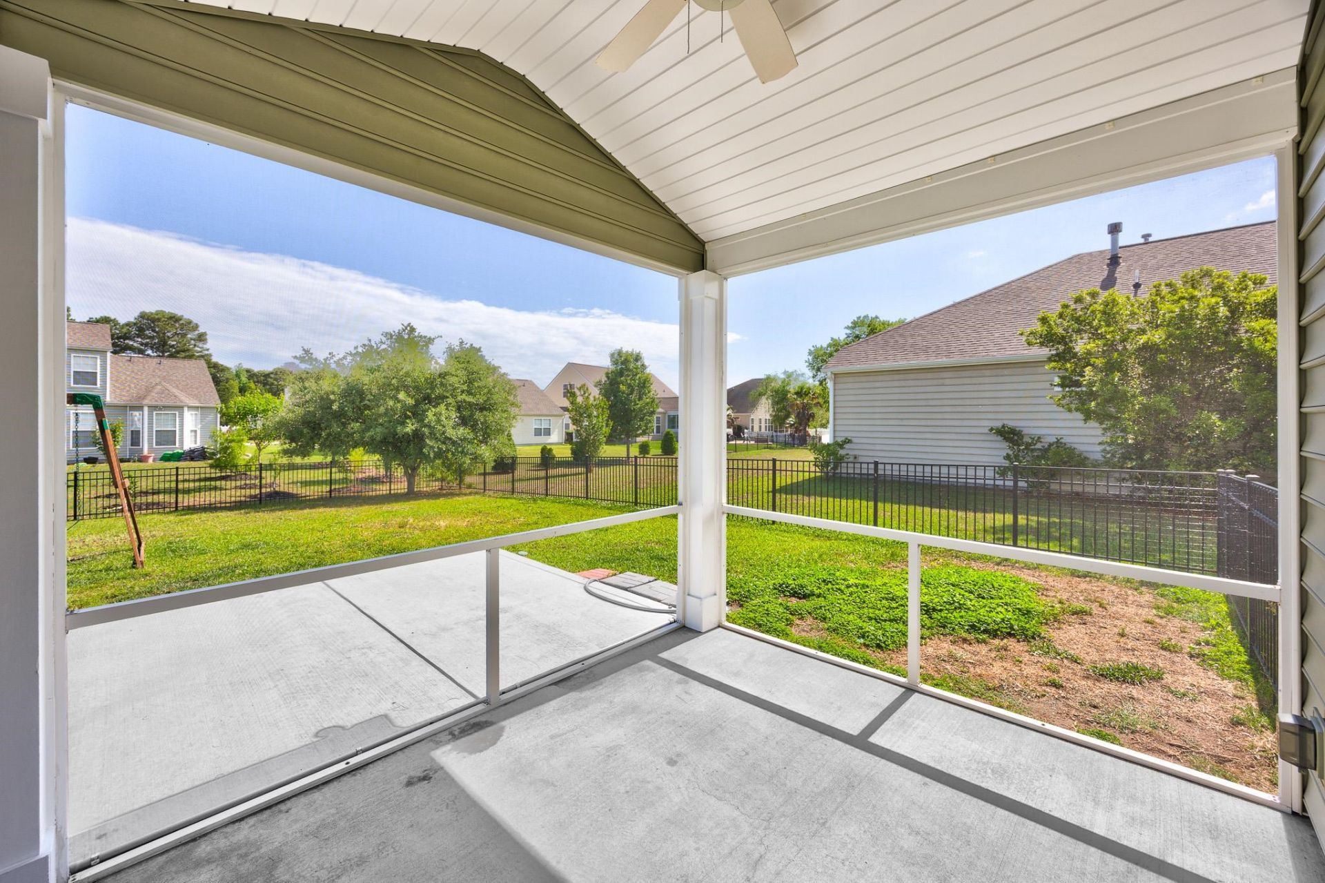 4537 Planters Row Way Photo 48