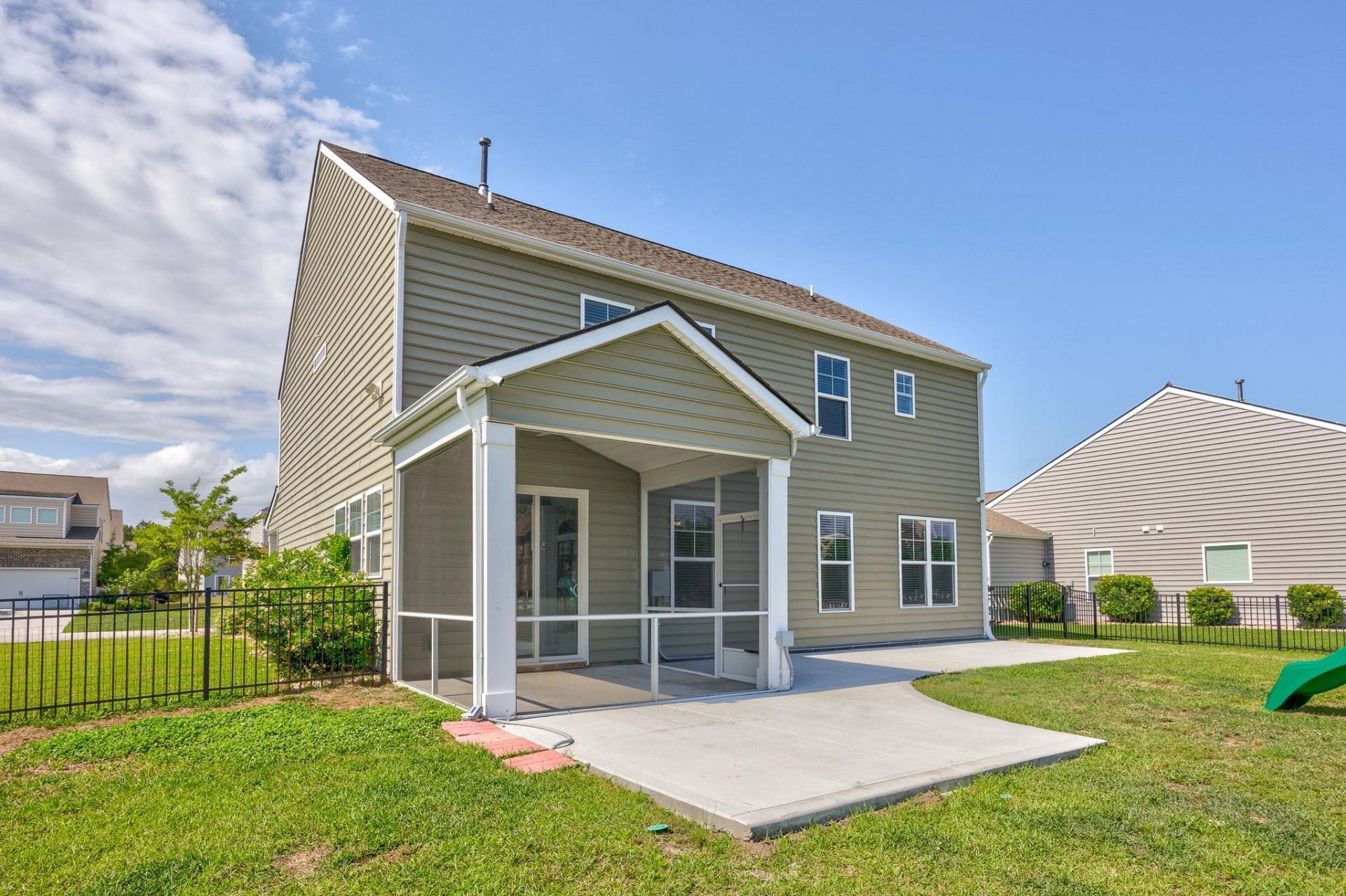 4537 Planters Row Way Photo 49