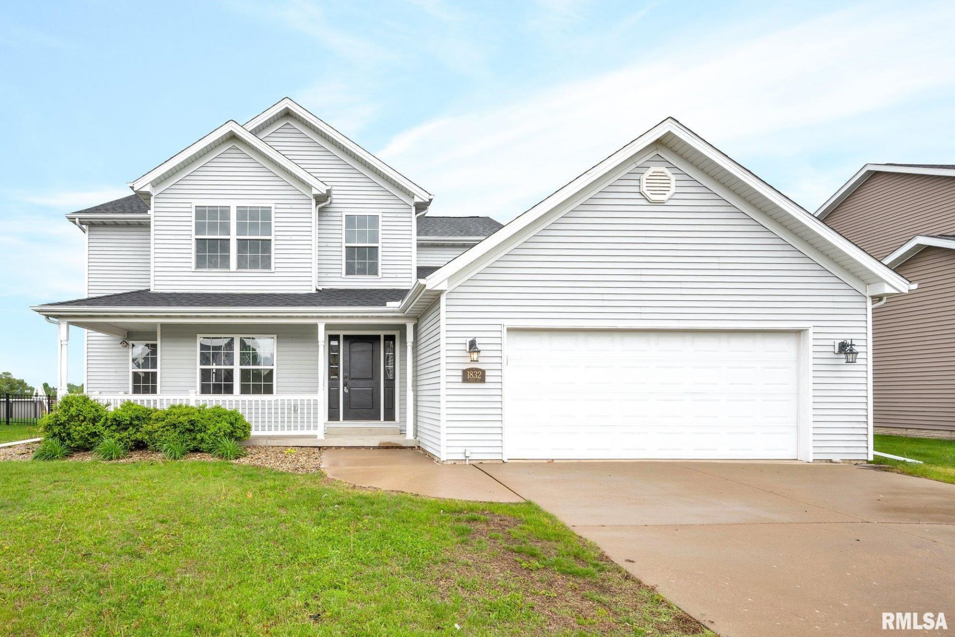 1832 Jadens Way, Washington, IL 61571 Main Photo