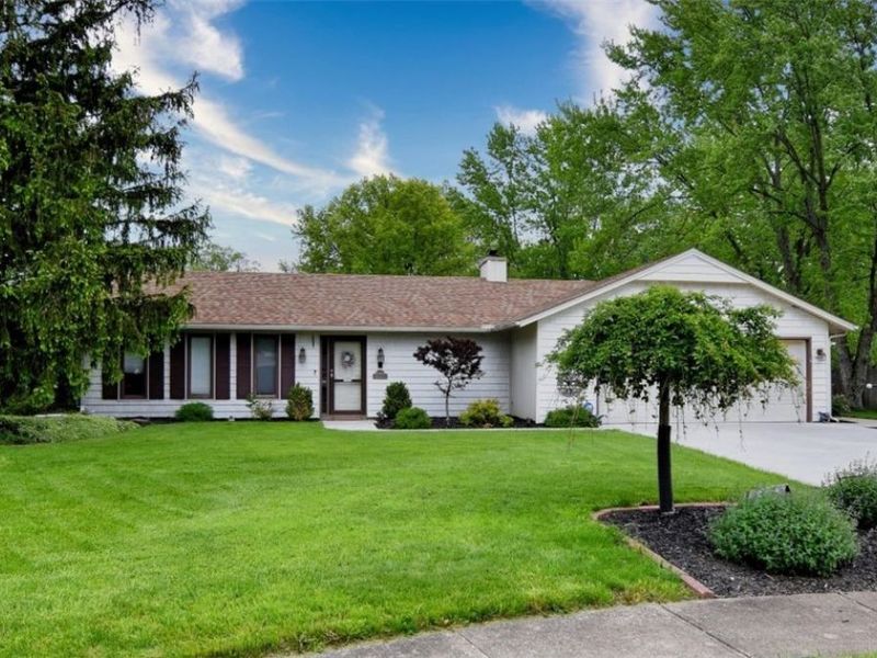 10797 Meadowgrass Road, Strongsville, OH 44149 Photo 3