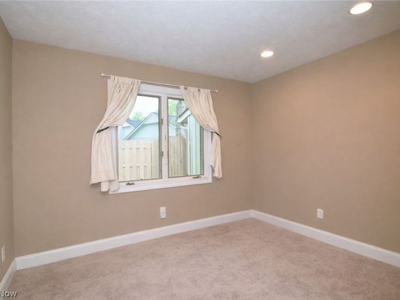 10797 Meadowgrass Road, Strongsville, OH 44149 Photo 33