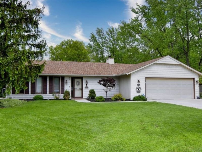 10797 Meadowgrass Road, Strongsville, OH 44149 Photo 4
