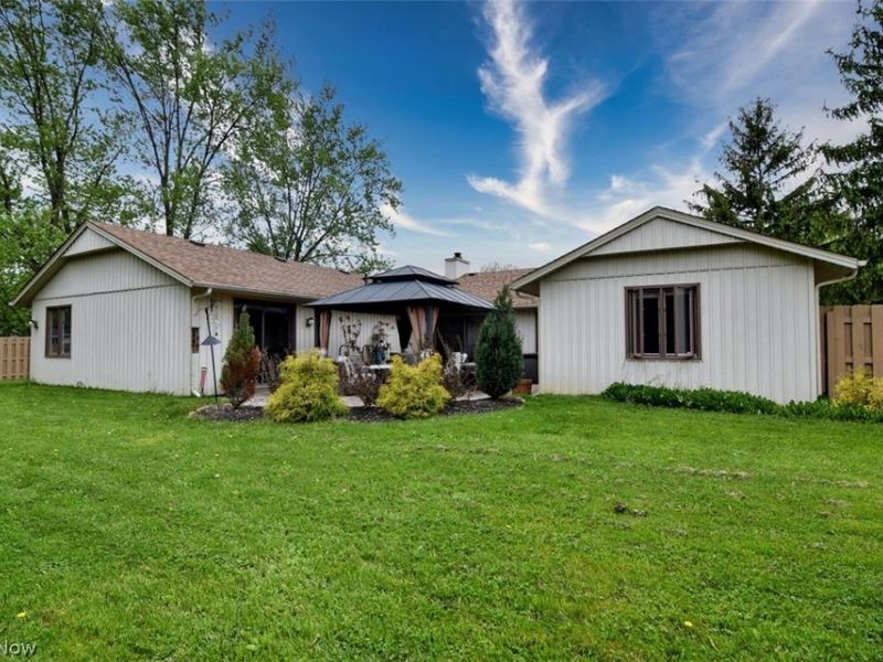 10797 Meadowgrass Road, Strongsville, OH 44149 Photo 43