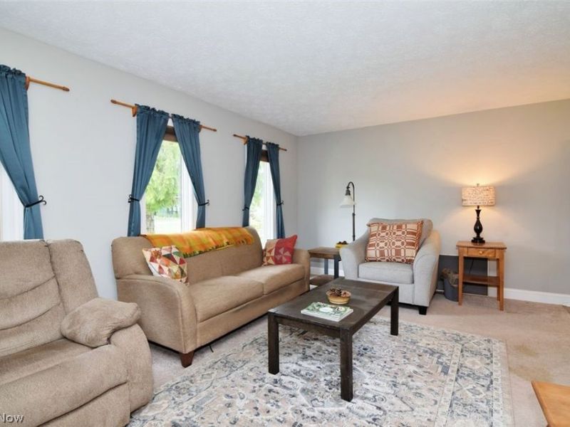 10797 Meadowgrass Road, Strongsville, OH 44149 Photo 8