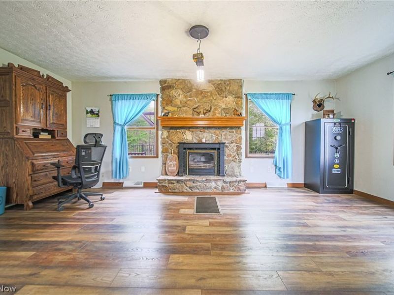 15157 Wynncrest Street SW, Navarre, OH 44662 Photo 12