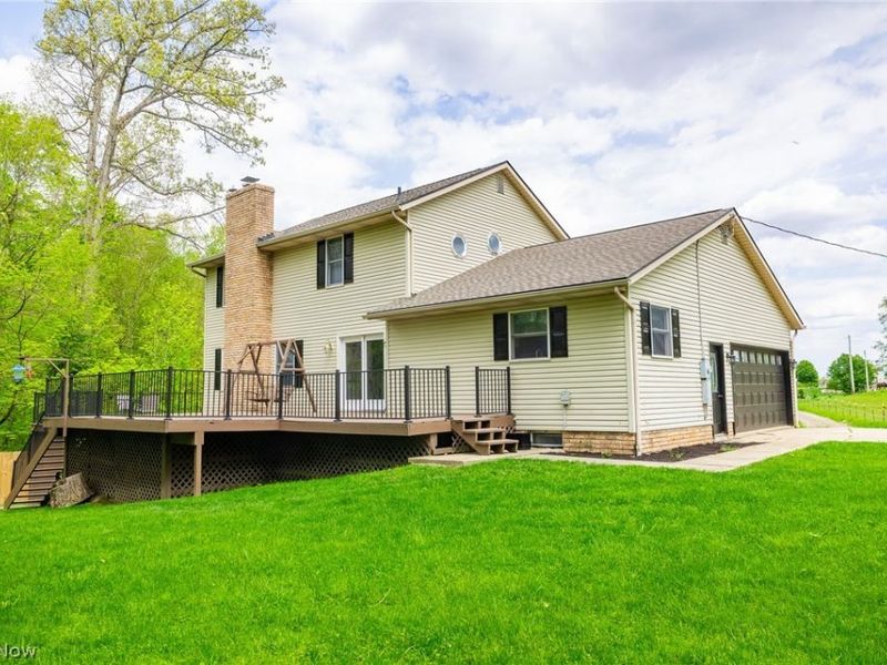 15157 Wynncrest Street SW, Navarre, OH 44662 Photo 2