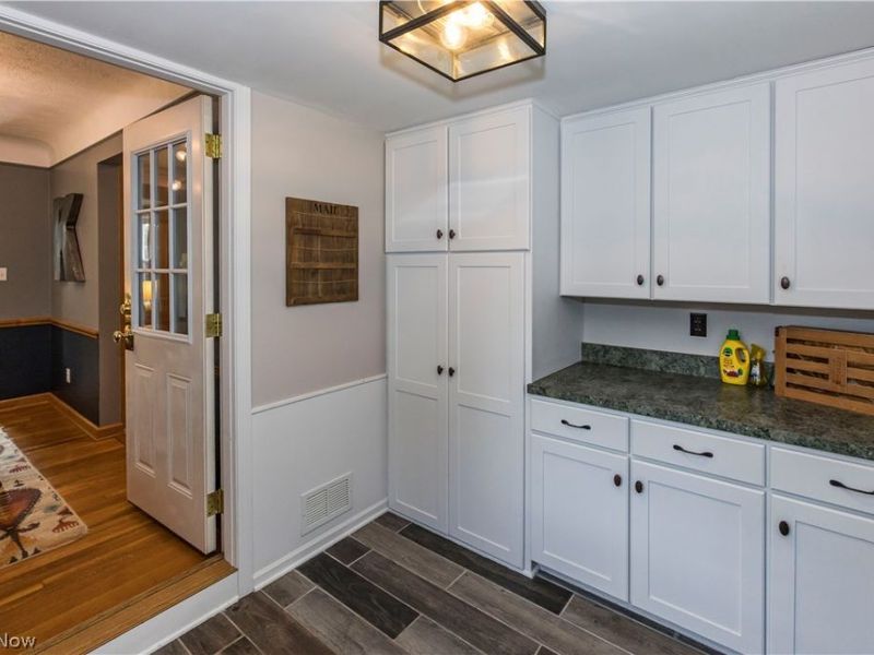 4425 W 10th Street, Cleveland, OH 44109 Photo 12