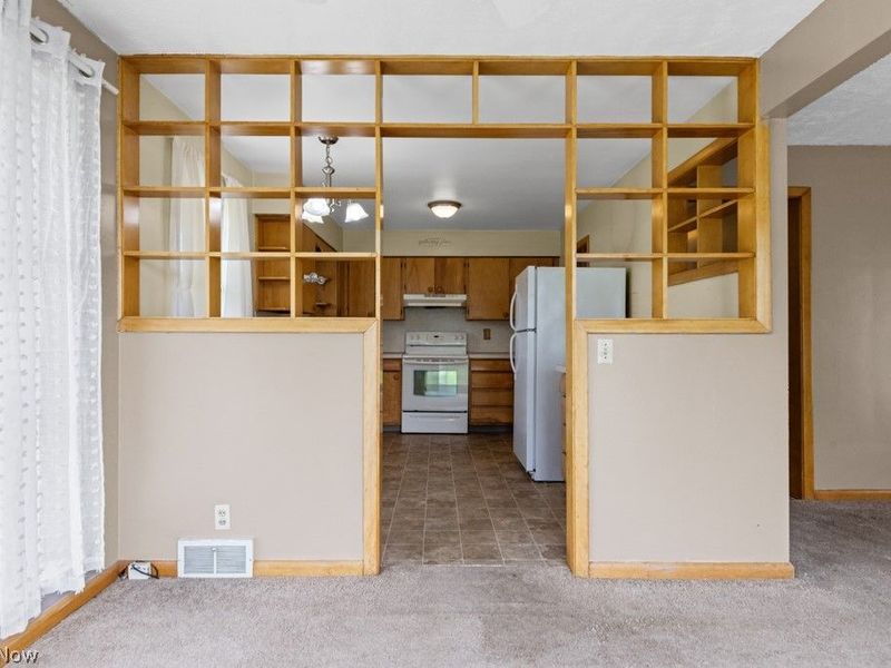 2150 Beechwood Avenue, Alliance, OH 44601 Photo 4