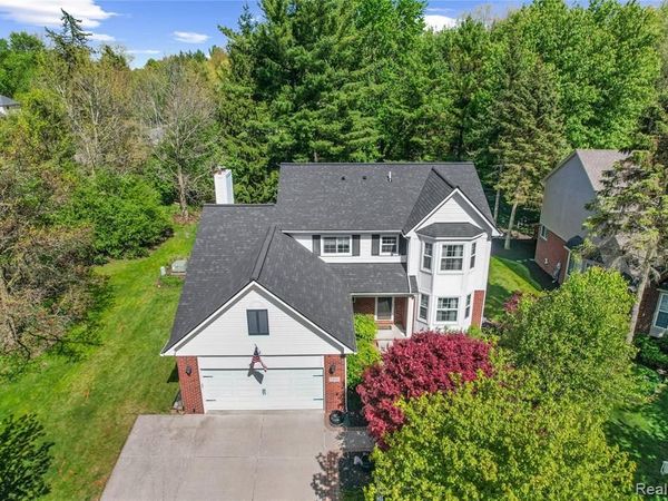 25951 Abbey Drive , Novi, MI 48374