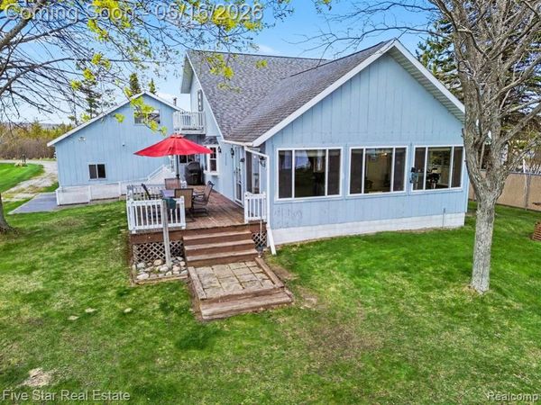 6230 Cedar Drive, Caledonia Twp, MI 49747