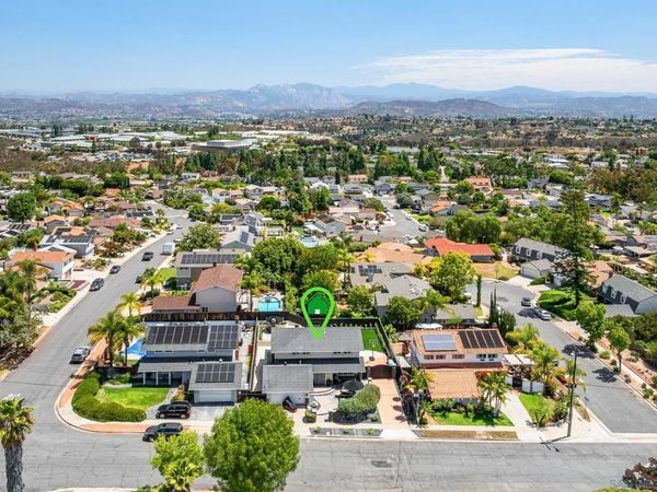 7071 Bobhird, San Diego, CA 92119