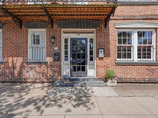 219 Abercorn Street, Unit APT F3, Savannah, GA 31401