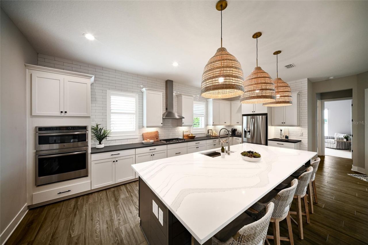8092 Grande Shores Drive, Sarasota, FL 34240 Photo