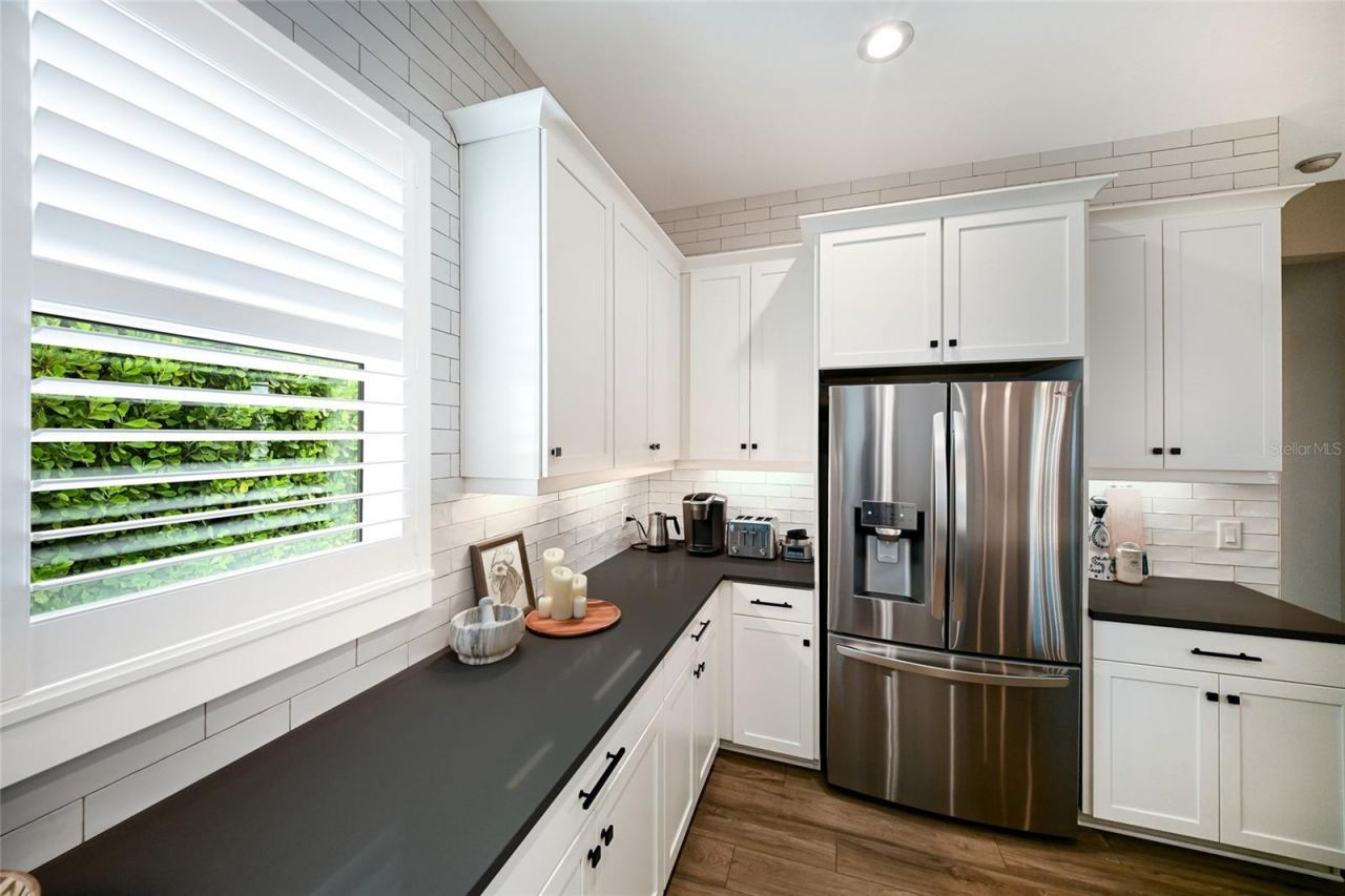 8092 Grande Shores Drive, Sarasota, FL 34240 Photo