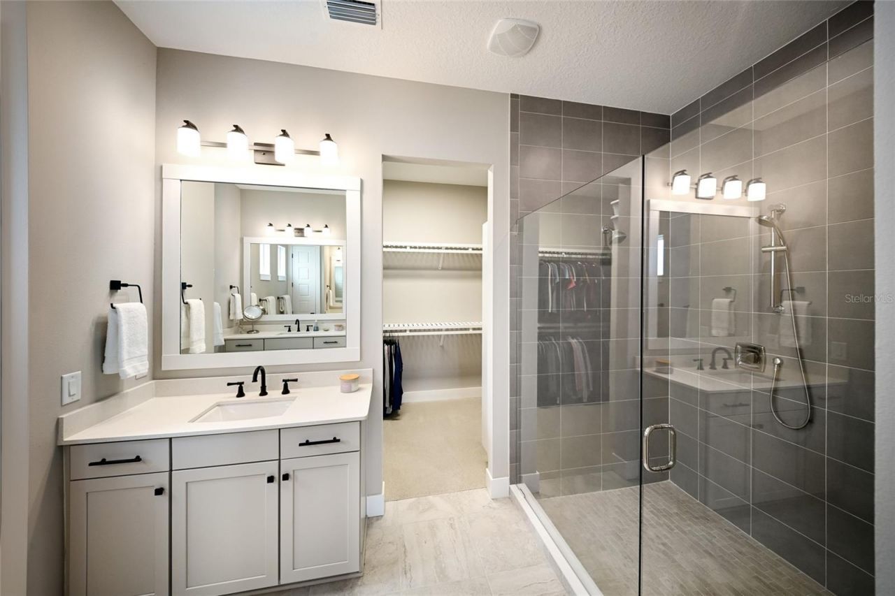 8092 Grande Shores Drive, Sarasota, FL 34240 Photo