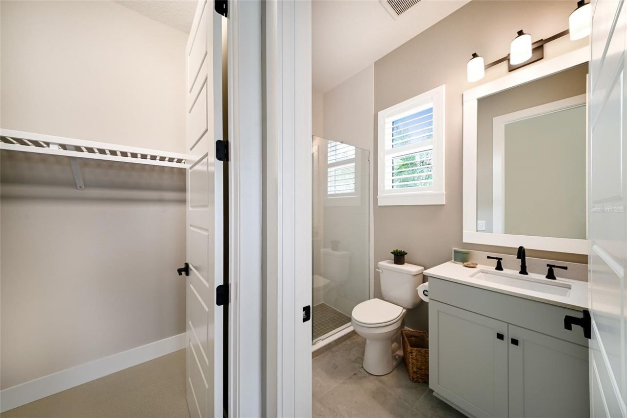 8092 Grande Shores Drive, Sarasota, FL 34240 Photo
