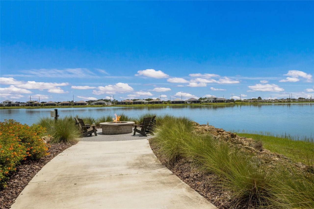 8092 Grande Shores Drive, Sarasota, FL 34240 Photo