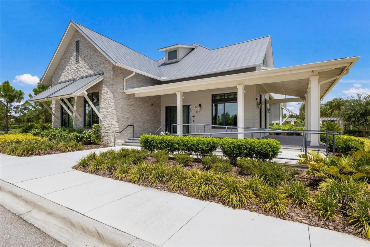 8092 Grande Shores Drive, Sarasota, FL 34240 Photo