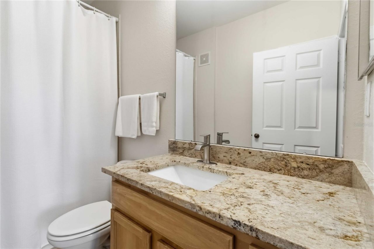 10201 Courtney Palms Boulevard , Unit 204, Tampa, FL 33619 Photo