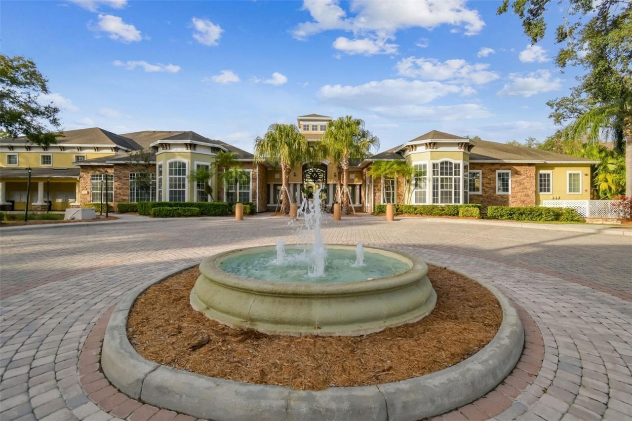 10201 Courtney Palms Boulevard , Unit 204, Tampa, FL 33619 Photo