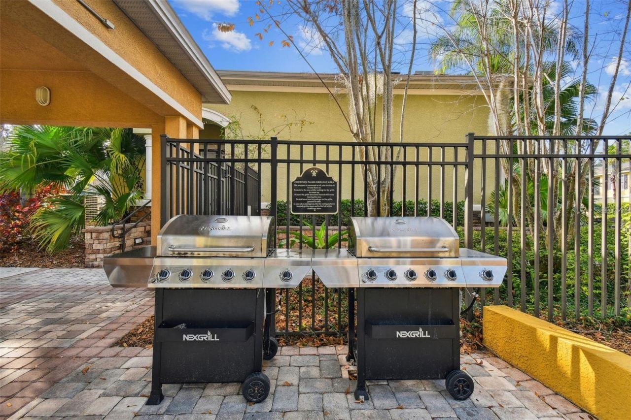 10201 Courtney Palms Boulevard , Unit 204, Tampa, FL 33619 Photo