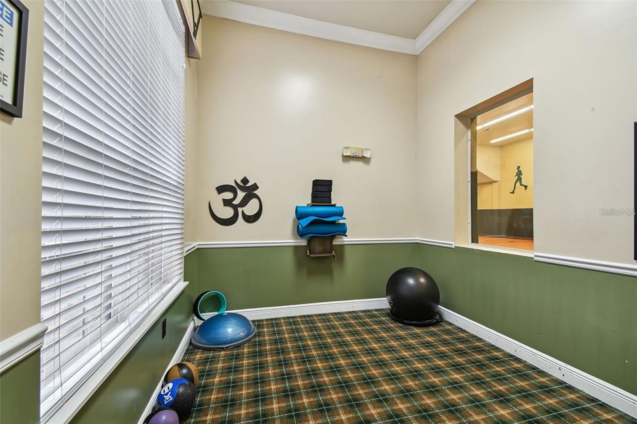 10201 Courtney Palms Boulevard , Unit 204, Tampa, FL 33619 Photo