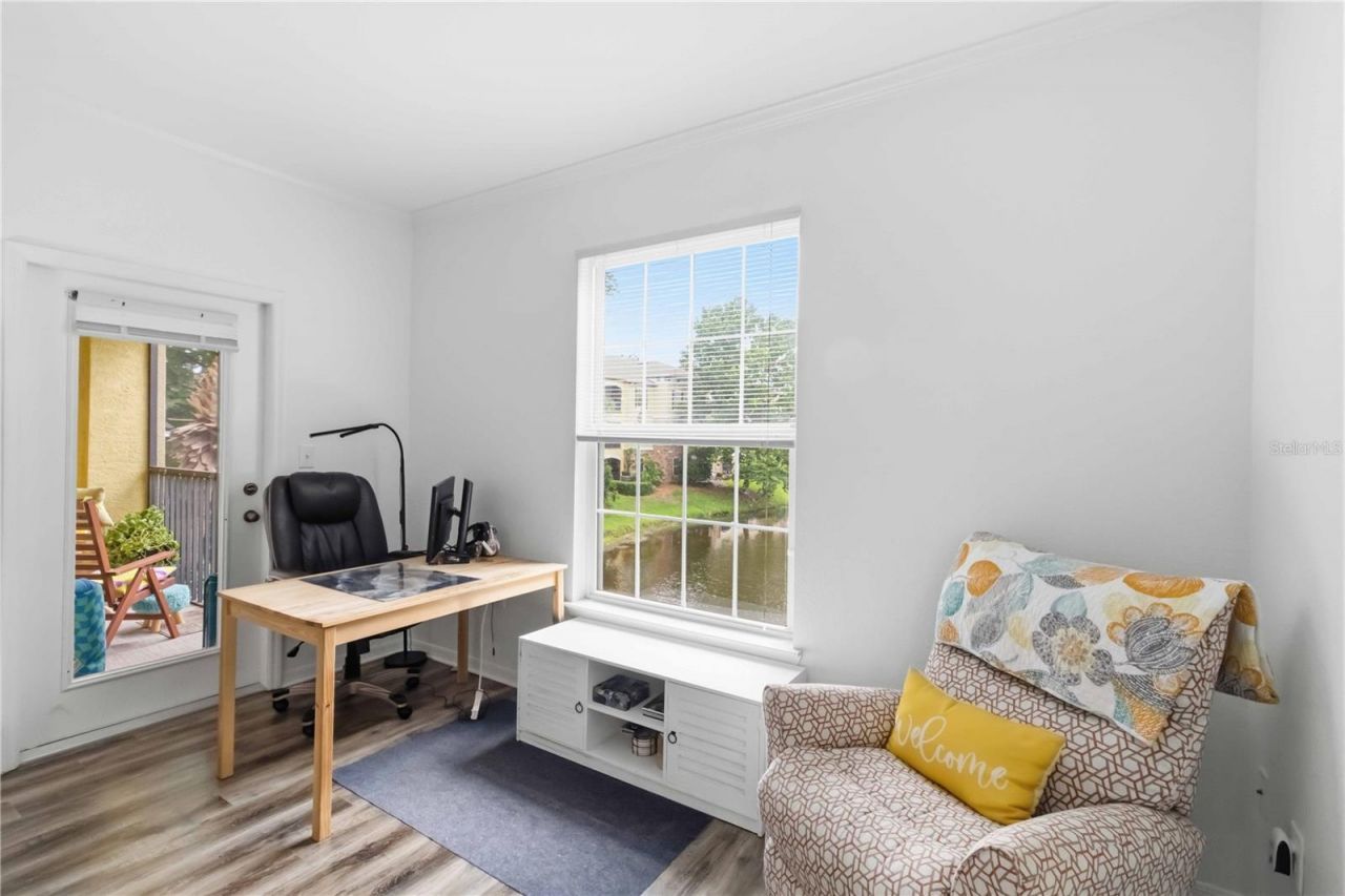 10201 Courtney Palms Boulevard , Unit 204, Tampa, FL 33619 Photo
