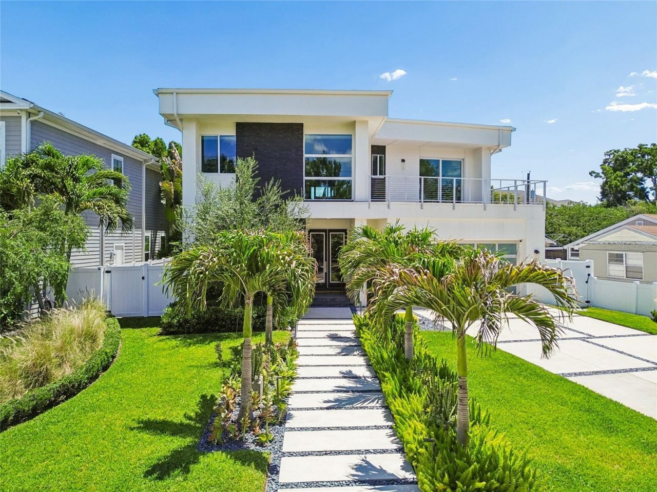 4418 W Kensington Avenue , Tampa, FL 33629 Main Photo
