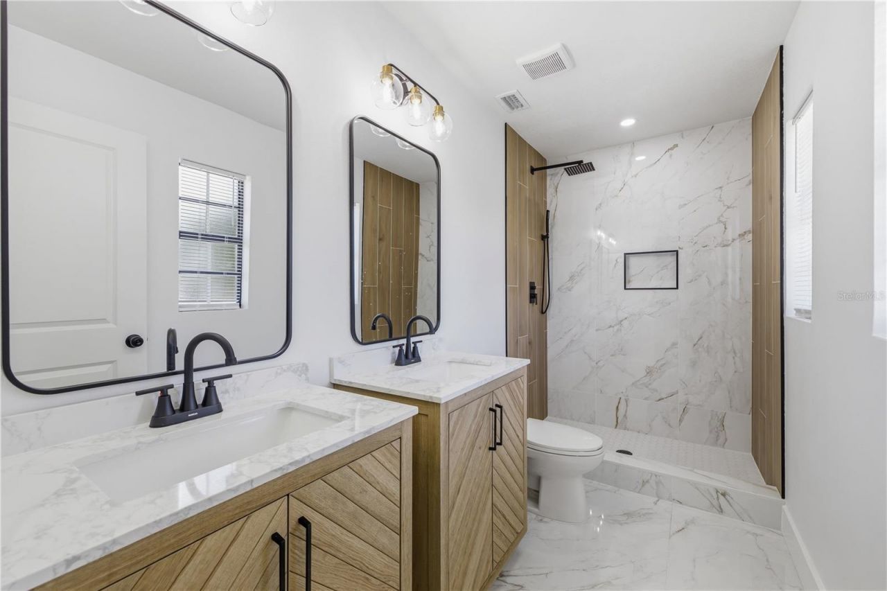 108 Inwood Circle , Brandon, FL 33510 Photo