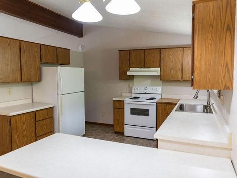 1123 N High Street, Lancaster, OH 43130 Photo 11