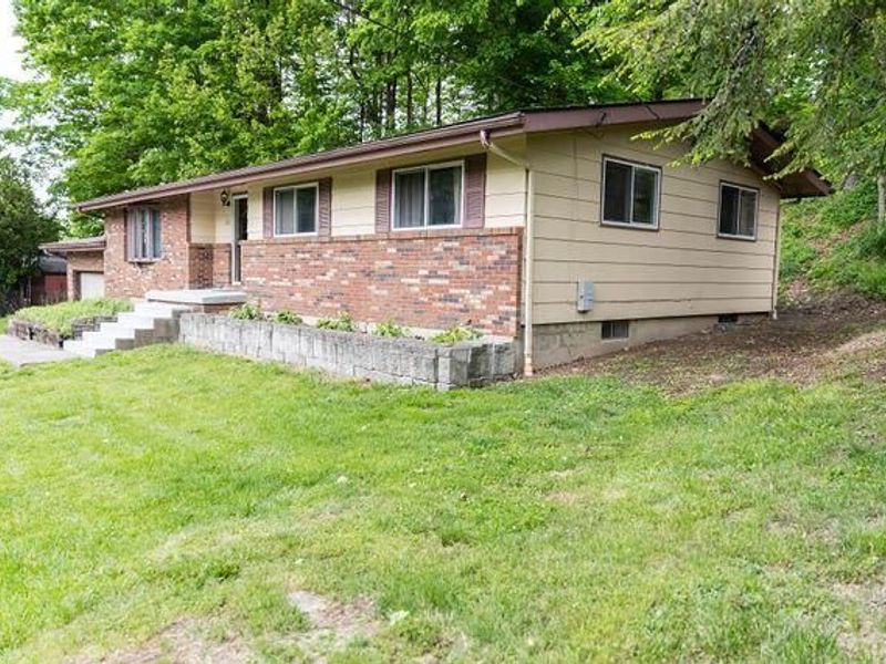 1123 N High Street, Lancaster, OH 43130 Photo 2