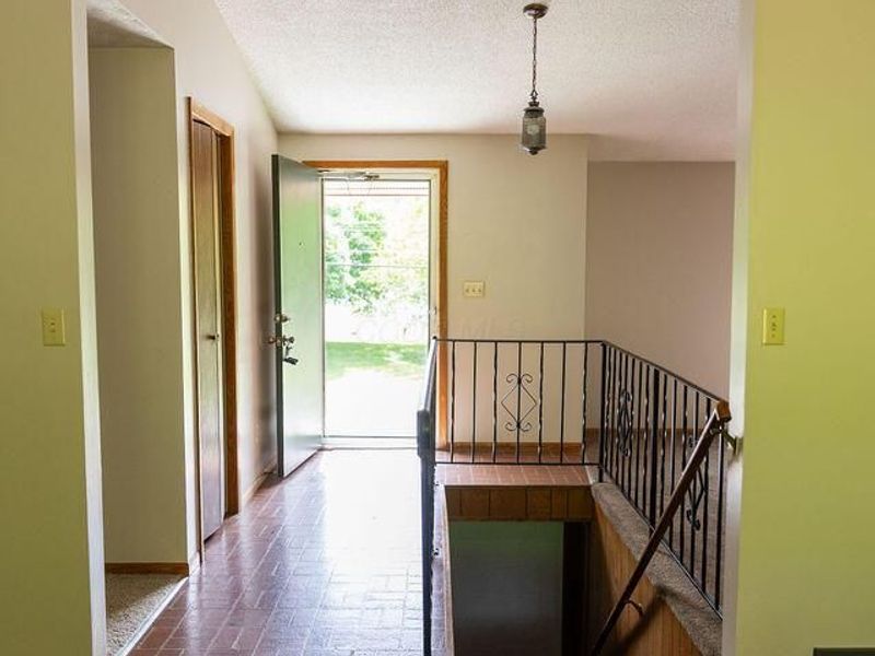 1123 N High Street, Lancaster, OH 43130 Photo 6