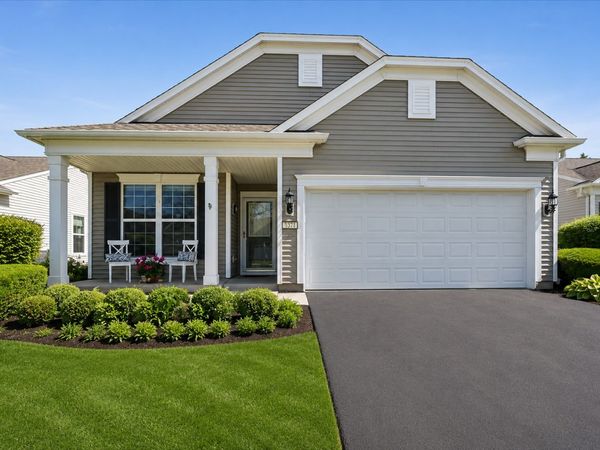 3371 Bagatelle Lane, Mundelein, IL 60060