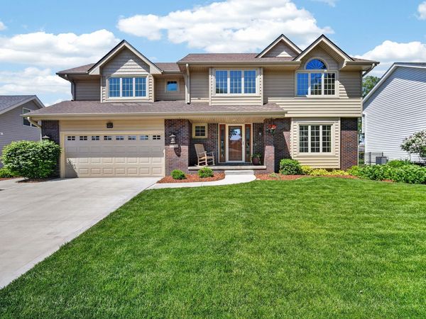 4314 101st Street, Urbandale, IA 50322