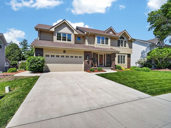 4314 101st Street, Urbandale, IA 50322