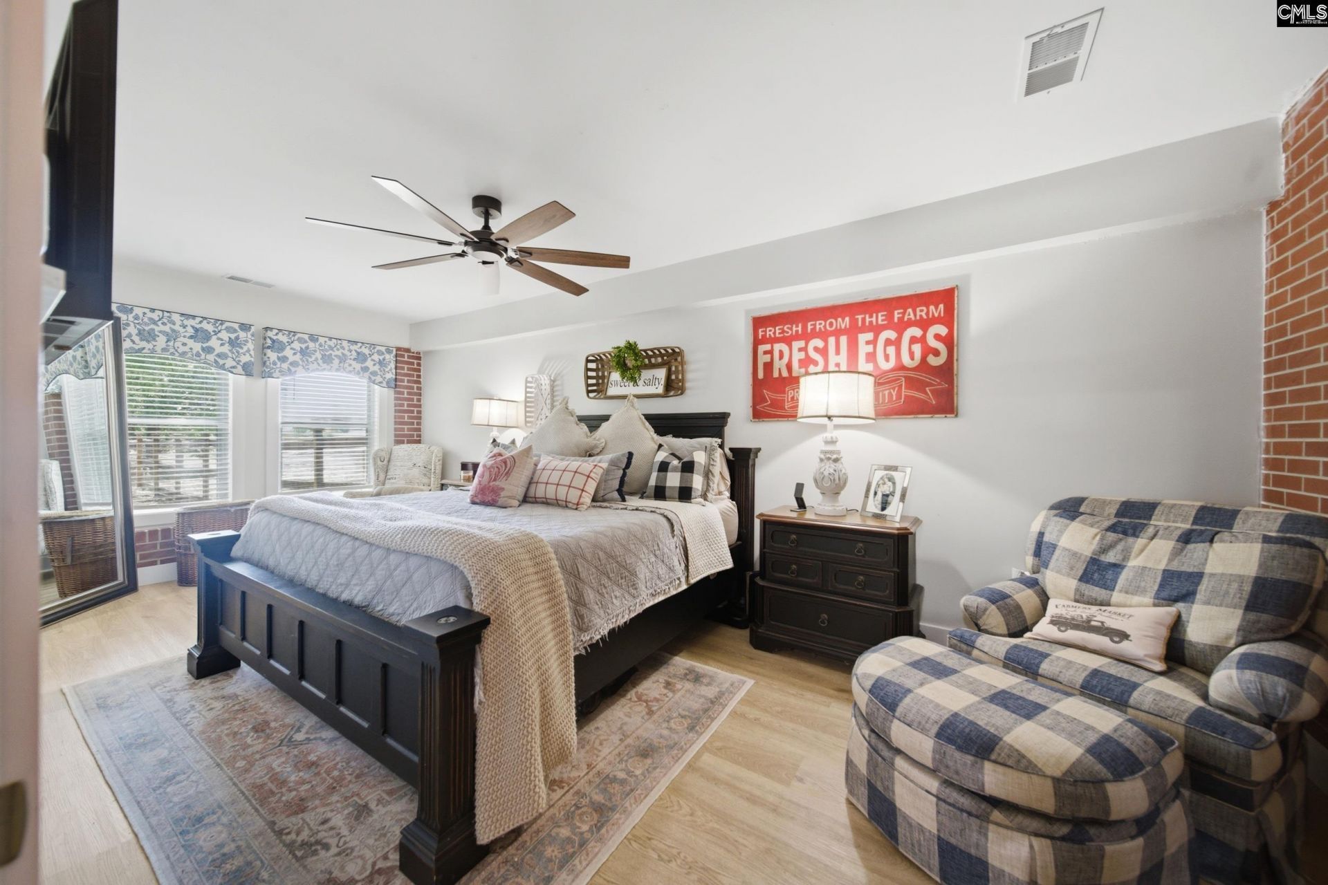 695 Hartzog  Photo 14