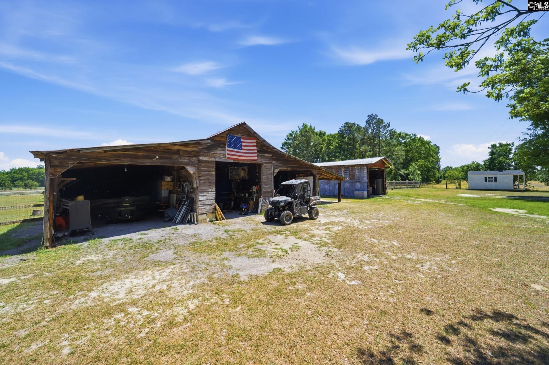 695 Hartzog  Photo 42