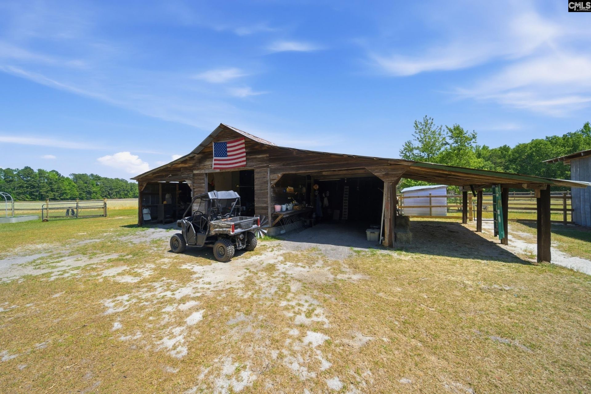 695 Hartzog  Photo 43