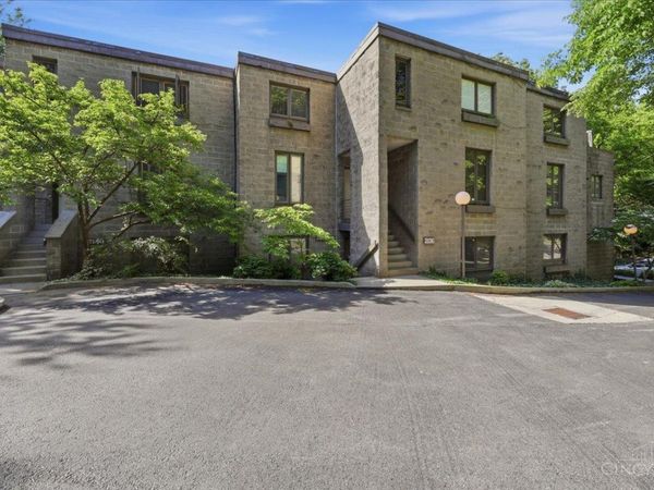 2138 Ohio Avenue, Cincinnati, OH 45219