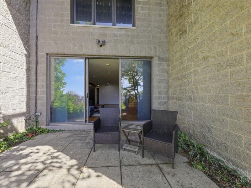 2138 Ohio Avenue, Unit B, Cincinnati, OH 45219 Photo 11