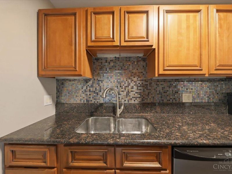 2138 Ohio Avenue, Unit B, Cincinnati, OH 45219 Photo 17