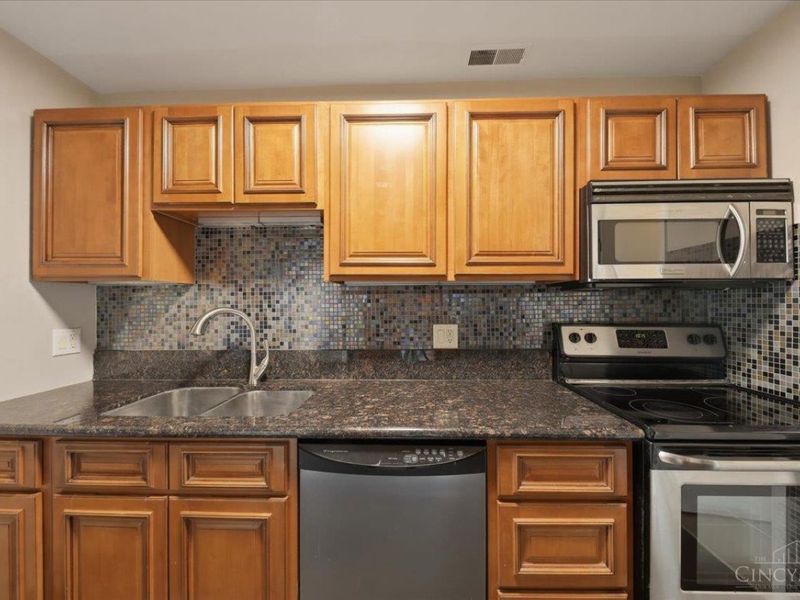 2138 Ohio Avenue, Unit B, Cincinnati, OH 45219 Photo 27