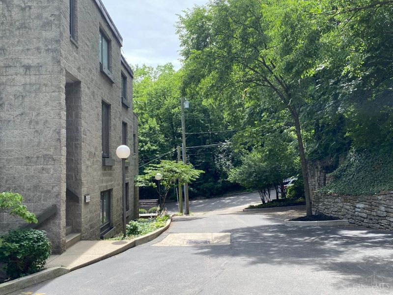 2138 Ohio Avenue, Cincinnati, OH 45219 Photo 58