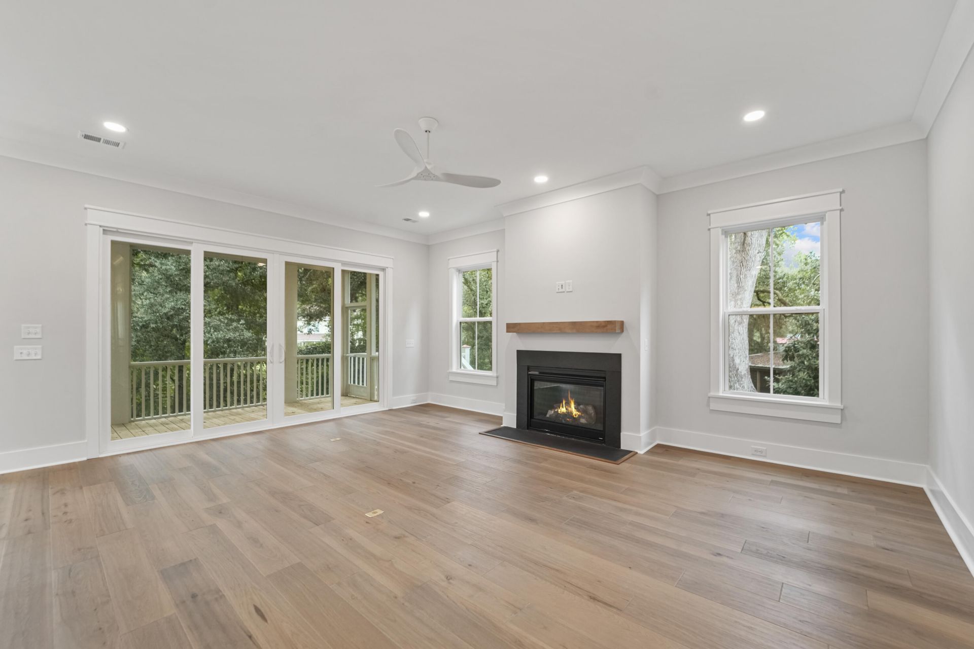 1892 Grover Drive Photo 20