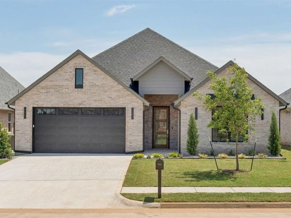 5000 Pont Neuf Road, Edmond, OK 73034