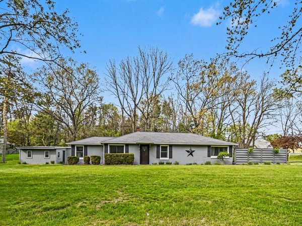 1280 W Dansville Road, Mason, MI 48854