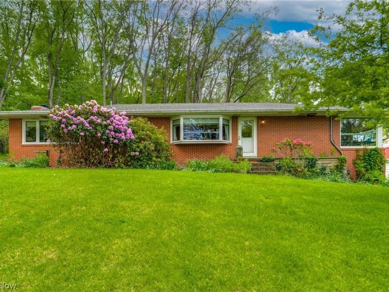 5666 Butterbridge Road NW, Canal Fulton, OH 44614 Photo 2