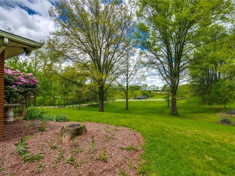 5666 Butterbridge Road NW, Canal Fulton, OH 44614 Photo 8
