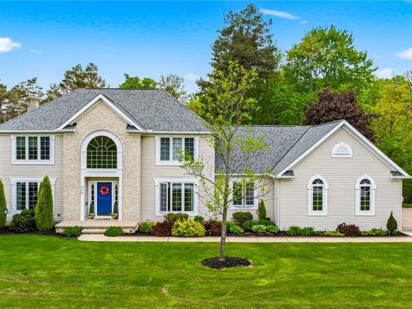 10830 Lakebrook Drive , Kirtland, OH 44094