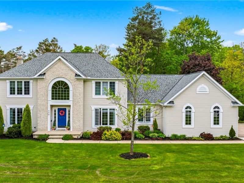 10830 Lakebrook Drive, Kirtland, OH 44094 Photo 1